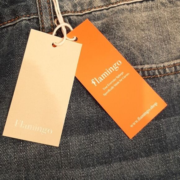 Flamingo Distressed Jeans with Decals NWT - Picture 3 of 12